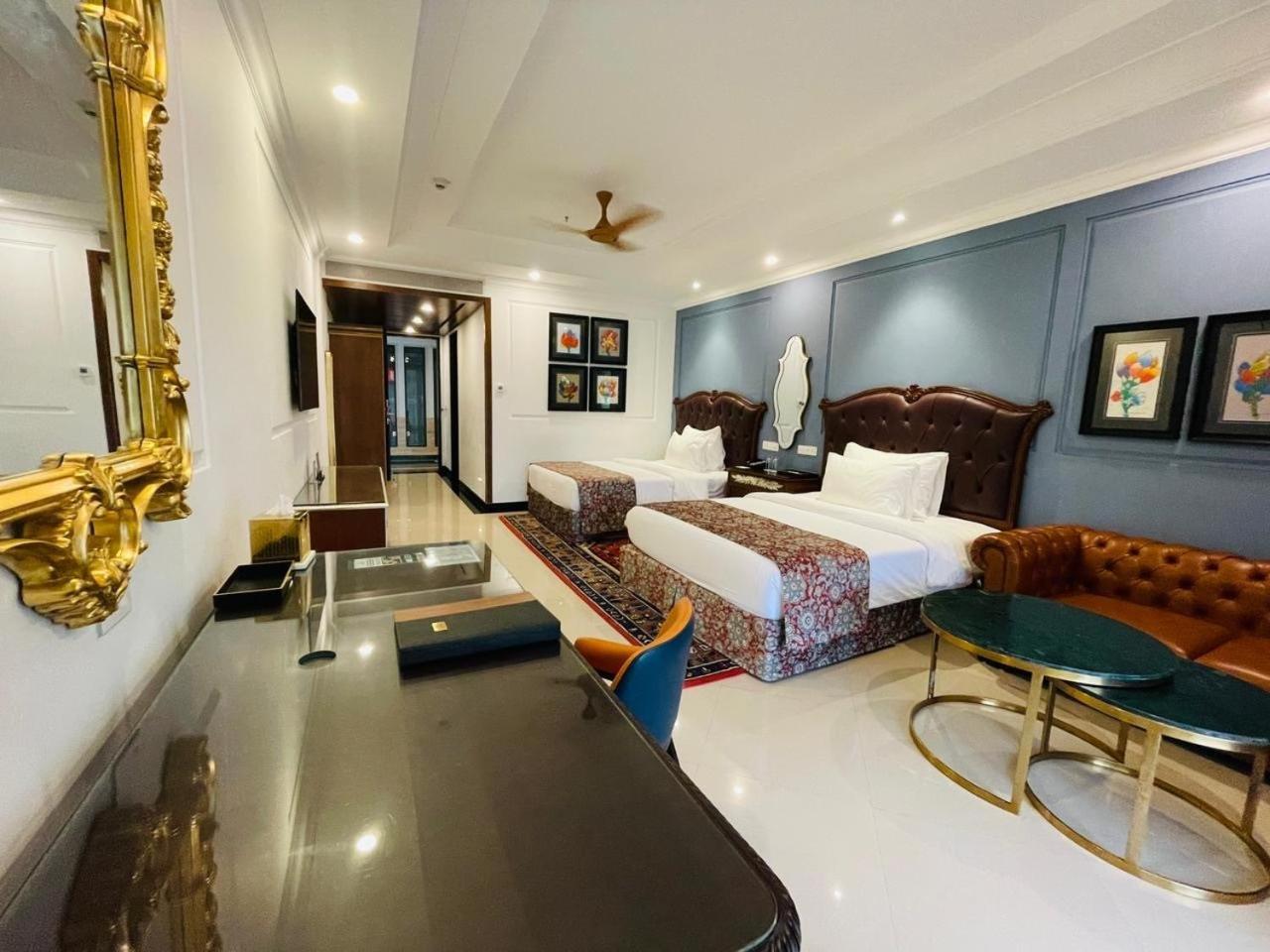 Mayfair Palm Beach Resort โกปาลปุระ ภายนอก รูปภาพ