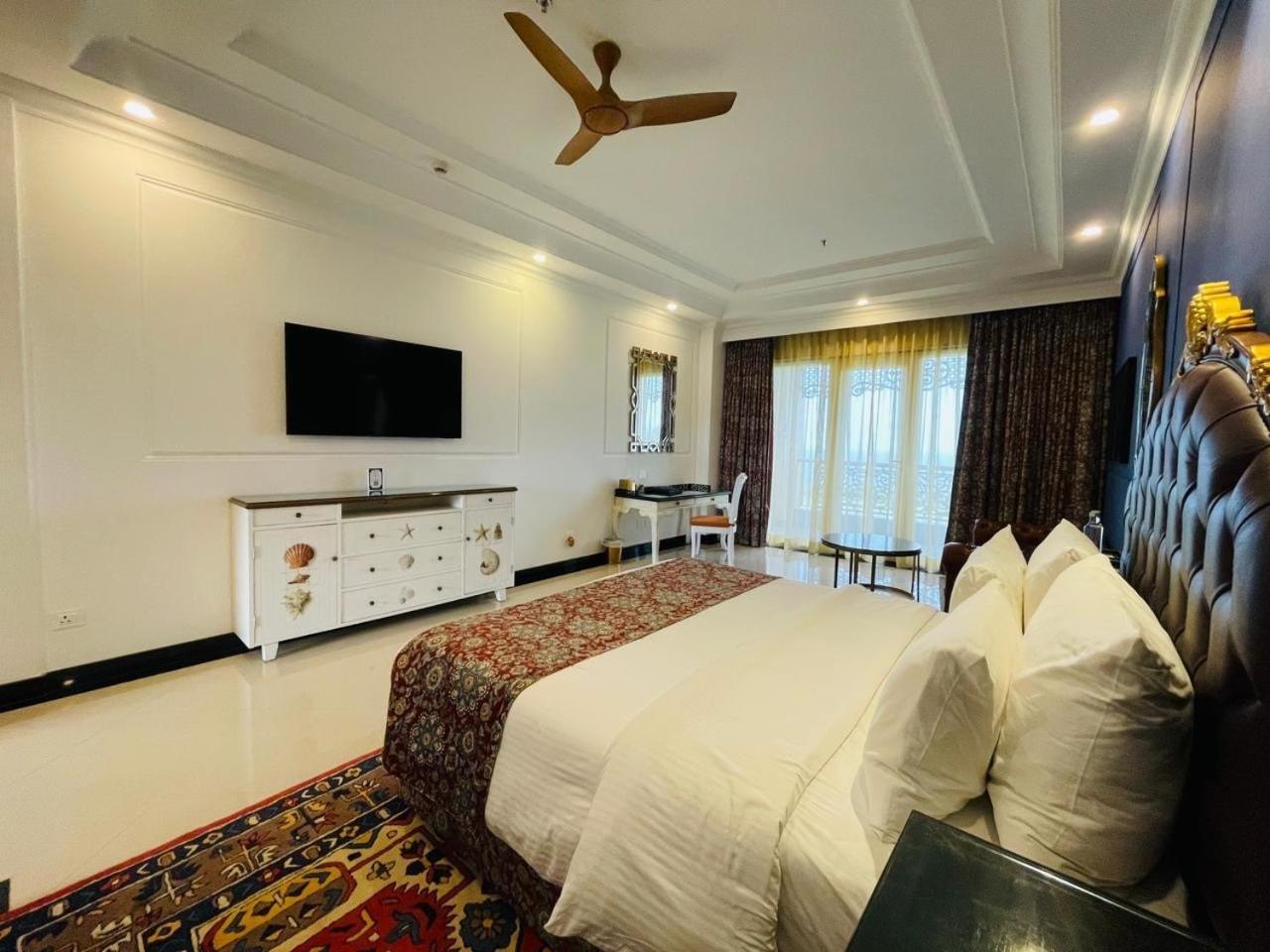 Mayfair Palm Beach Resort โกปาลปุระ ภายนอก รูปภาพ