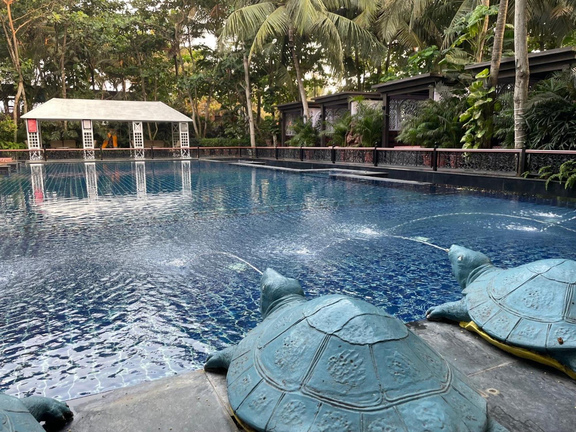 Mayfair Palm Beach Resort โกปาลปุระ ภายนอก รูปภาพ