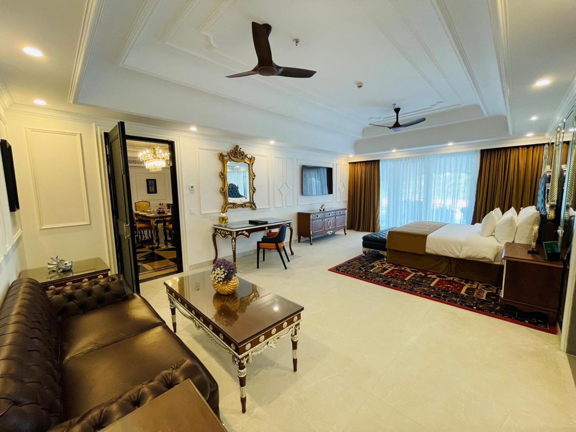 Mayfair Palm Beach Resort โกปาลปุระ ภายนอก รูปภาพ