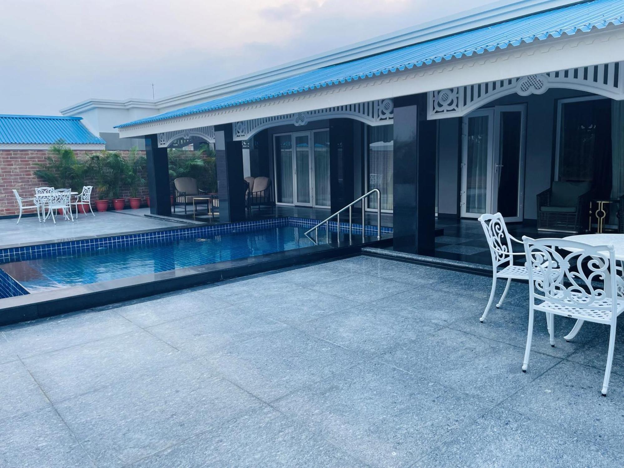 Mayfair Palm Beach Resort โกปาลปุระ ภายนอก รูปภาพ