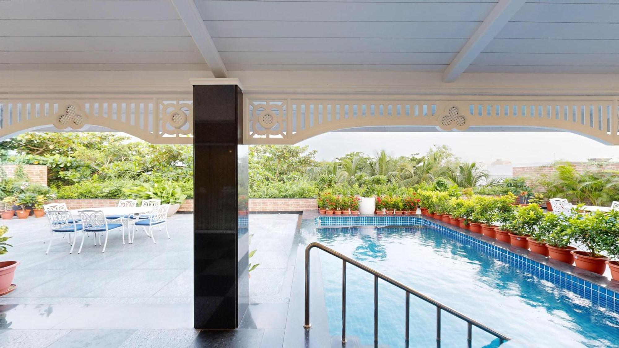 Mayfair Palm Beach Resort โกปาลปุระ ภายนอก รูปภาพ